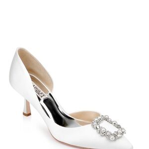 Badgley Mischa White Women's Shoe with Embellished Buckle